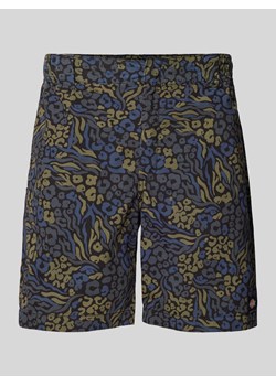 Szorty o kroju regular fit z nadrukiem na całej powierzchni model ‘SALTVILLE’ ze sklepu Peek&Cloppenburg  w kategorii Spodenki męskie - zdjęcie 172064780