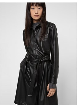 Hugo Sukienka z imitacji skóry Kalana-1 50443348 Czarny Regular Fit - id: 0000208187947 - marki Hugo Boss - 182613522 Hugo Sukienka z imitacji skóry Kalana-1 50443348 Czarny Regular Fit ze sklepu MODIVO w kategorii Sukienki - zdjęcie 182613522